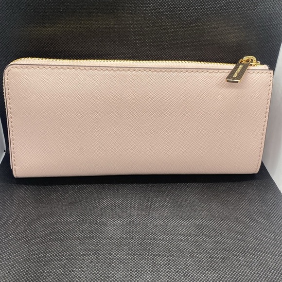 đź©·MICHAEL KORSđź©·Lg Jet Set Travel Pale Pink Three Quarter Zip Leather Wallet/EUC - Picture 3 of 8